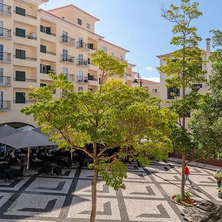 Apartman Na Praca By An Island