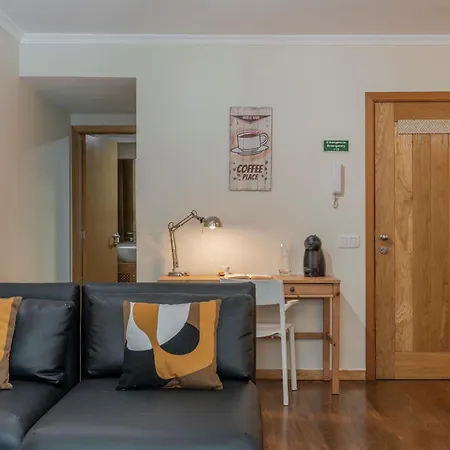 Na Praca By An Island Apartman *