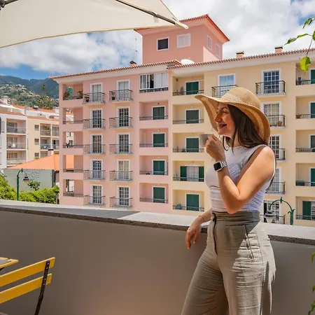 Na Praca By An Island * Funchal