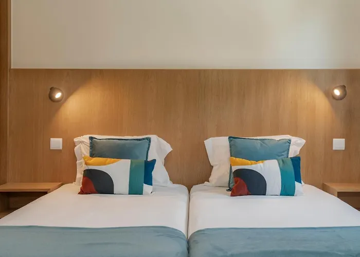 Na Praca By An Island * Funchal (Madeira)